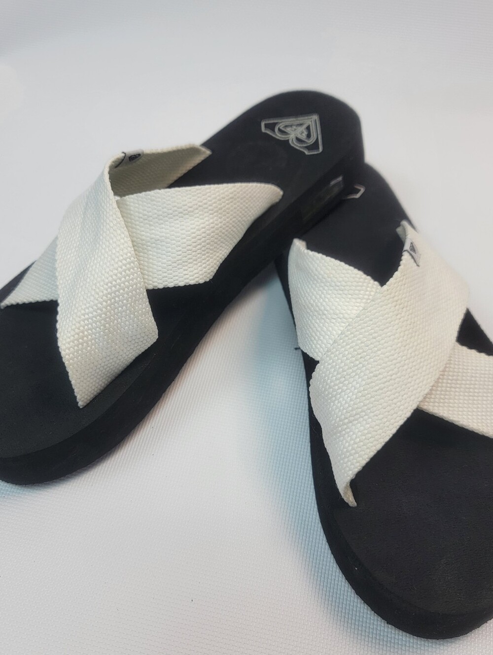 Roxy White Black SlipOn Criss-cross Slide Style Sandals Textile Canvas Straps